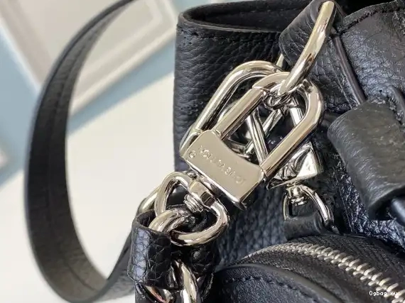 VUITTON LOUIS MURIA 0517
